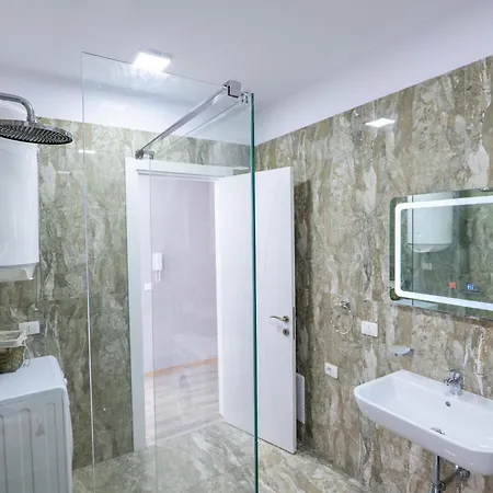 Hotel Aquilas 21 Tirana